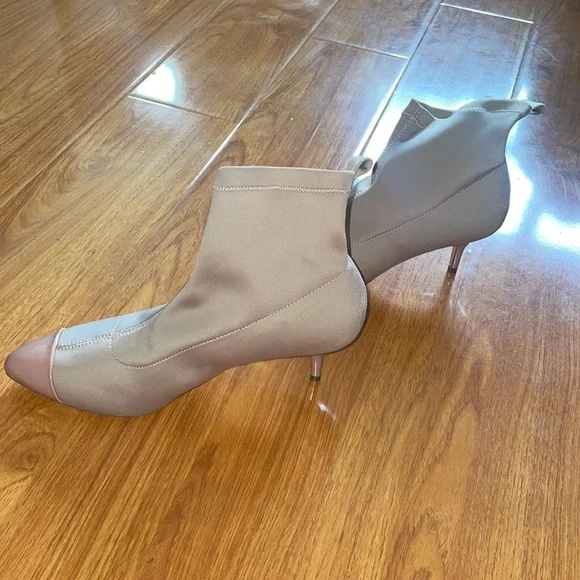 EUC Nanette lepton womens heels size 8.5​​​​​​​​ - Picture 5 of 9